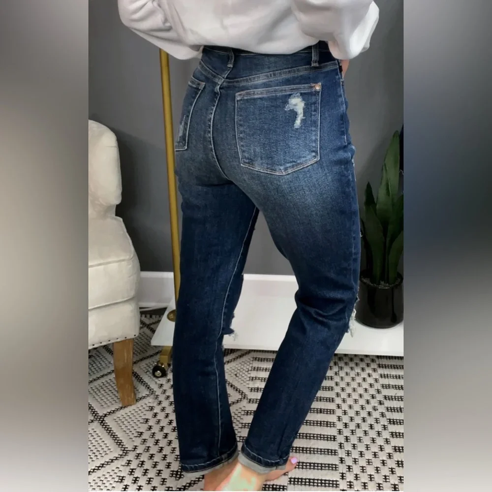 Judy Blue High-Waist Destroyed Cuff Boyfriend Fit Jeans - Size 5/27, Like New - Picture 8 of 10
